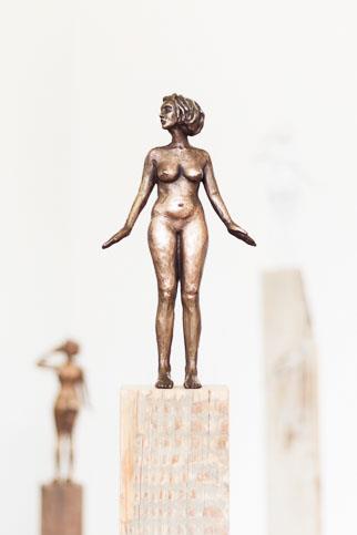 Serendipity I (bronze) Edition 1/24 - Sculpture by Sarah Walmsley
